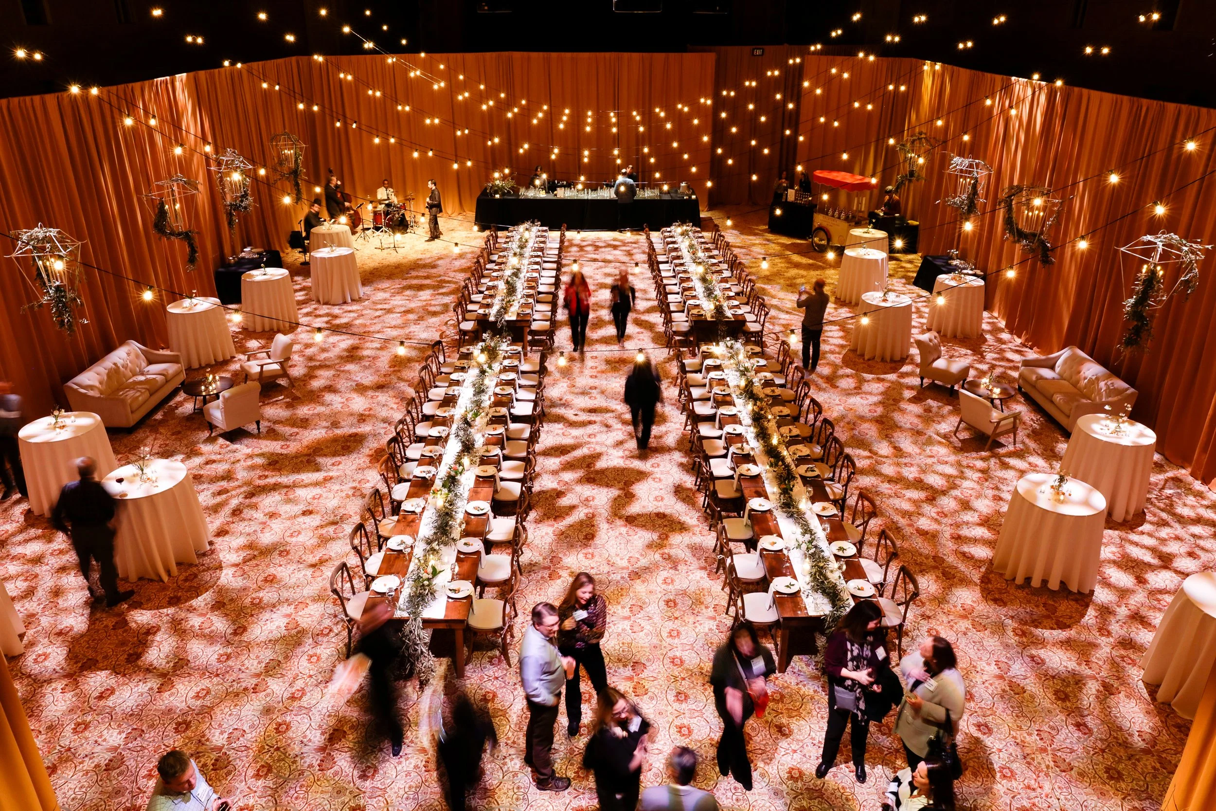 Large Wedding in Portland, Oregon? Consider This Spot — Elisabeth